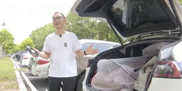 万德策略 程序员住车里遭群嘲，你们对普通人究竟有多大恶意